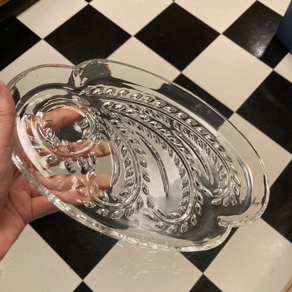 Vintage Homestead Federal Glass Hospitality Snack Plate - Picture 3 of 9